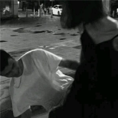 不明顯的情侶頭像老師看不出來 隱蔽的情侶頭像不易察覺的那種4