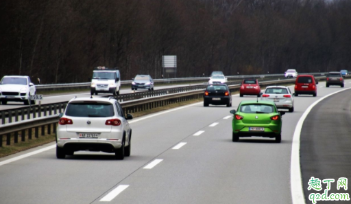 剎車失靈是哪里的問題 車子剎車失靈自救辦法2