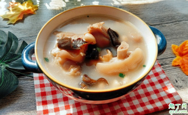 花生豬蹄湯為什么不是奶白色 花生豬蹄湯不濃白是什么原因1