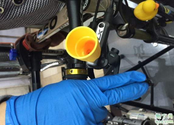怎么看剎車油要不要換 剎車油一直不換會怎么樣3