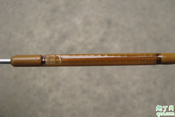 汽車機(jī)油在下刻線能跑嗎 汽車機(jī)油少了影響開車嗎2