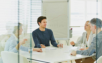 怎樣克服職場(chǎng)上的不自信 初入職場(chǎng)不適應(yīng)想放棄怎么辦