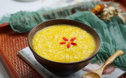 熬小米粥要不停的攪嗎 熬小米粥為什么要用勺子不停攪拌