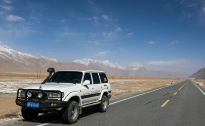 發(fā)動機機油損耗快啥原因 怎么看汽車燒機油還是漏油