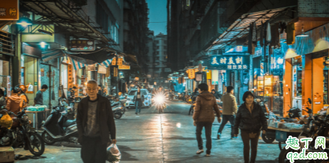 上班總是卡點屬于什么樣的員工 員工上班卡點下班準點打卡好嗎2