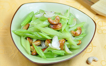 炒芹菜要不要放糖 炒芹菜為什么放糖