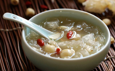 孕婦喝銀耳蓮子羹好嗎 懷孕時候能不能喝奶茶