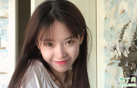 戀愛時遇到更合適的男生追求要答應(yīng)嗎 有男朋友了又有人追我要告訴他嗎1