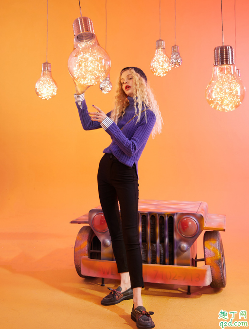 高領(lǐng)毛衣怎么搭配好看有氣質(zhì) 高領(lǐng)毛衣2020冬季搭配技巧12