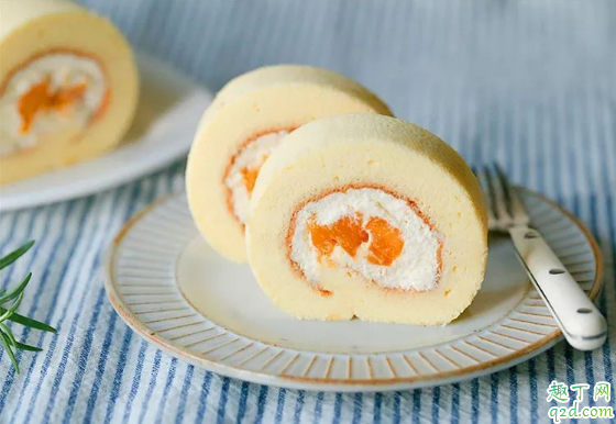 為什么蛋糕卷白皮會粘在紙上 蛋糕卷底部粘紙怎么辦1