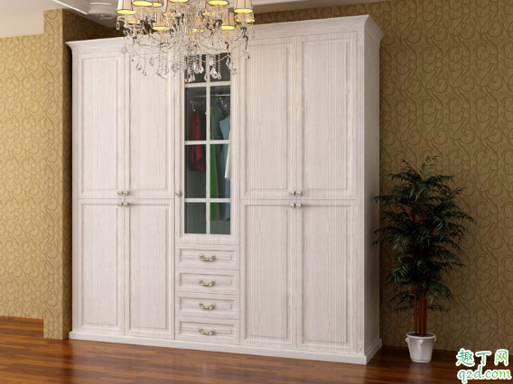 白色衣柜拉手選哪種顏色好 白色衣柜用黑色拉手還是金色的好看2