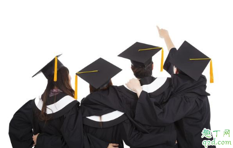 大學(xué)生一定要做白領(lǐng)嗎 大學(xué)生畢業(yè)開火鍋店賺錢嗎3