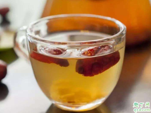 孕婦喝銀耳蓮子羹好嗎 懷孕時候能不能喝奶茶4