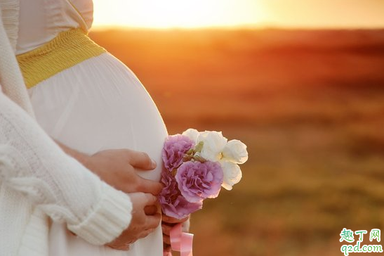 懷孕10周顯懷正常嗎 懷孕10周顯懷是怎么回事3