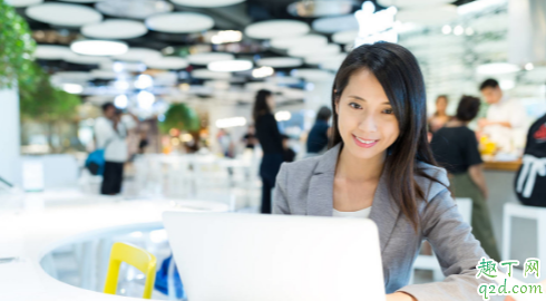 領(lǐng)導(dǎo)說辛苦了如何機(jī)智回復(fù) 教你高情商回答老板的贊美2