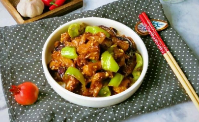 紅燒茄子炸茄子的時候要不要放淀粉 紅燒茄子炸茄子用淀粉還是面粉