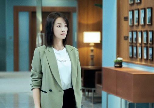 精英律師羅檳喜歡誰 羅檳戴曦結(jié)局在一起沒2