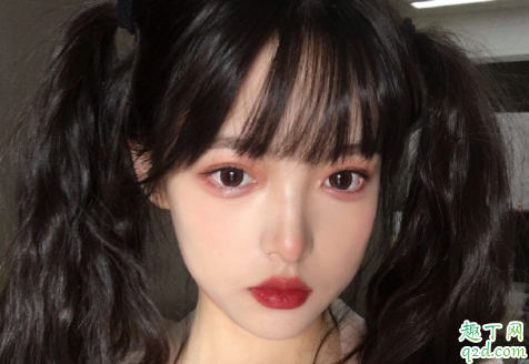 90后該不該攢錢來改變現(xiàn)狀 現(xiàn)在的九零后普遍沒有存款的原因1