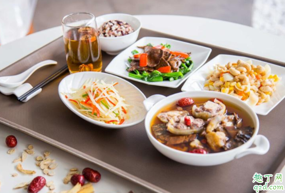 月子里哪些調(diào)料不能吃 產(chǎn)后月子期間能吃哪些堅果零食1