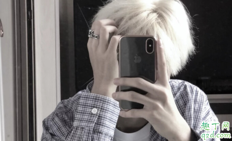 男生硬的時(shí)候能忍住說(shuō)明什么 怎么判斷男人很久沒(méi)做2