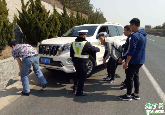 高速發(fā)生爆胎怎么處理 高速行駛怎么防止爆胎2