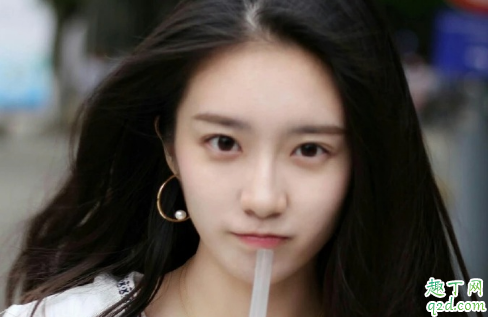 男朋友一直要看胸正常嗎 什么時候給男朋友看胸合適2