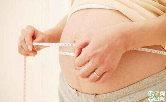 預(yù)產(chǎn)期超過幾天就不能再等了 預(yù)產(chǎn)期最多可以晚多久2