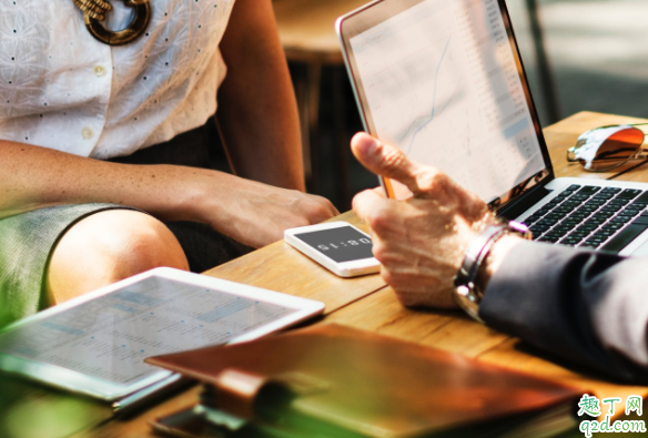 剛做銷(xiāo)售怎么和客戶交流 做銷(xiāo)售必須要口才嗎3