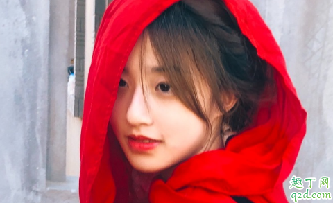 女朋友每次生氣躺床上刷抖音不理人 女朋友動不動就生氣要繼續(xù)嗎3