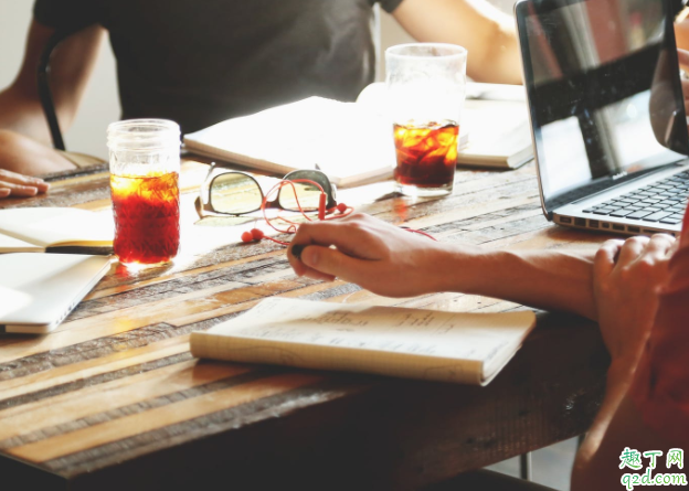 領(lǐng)導(dǎo)提拔自己要不要接受 如何讓領(lǐng)導(dǎo)給你升職3