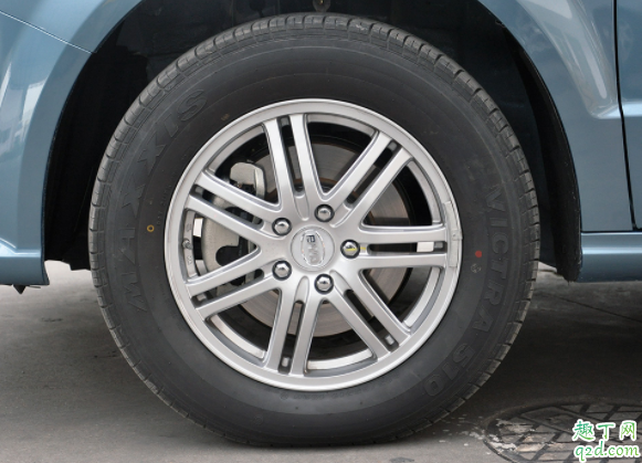 換條同型號的輪胎但花紋不一樣會有影響嗎 高速行駛車輛抖動要換胎嗎3