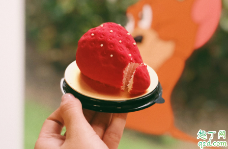 麥當勞2019圣誕限定一顆草莓好吃嗎 麥當勞一顆草莓蛋糕多少錢2