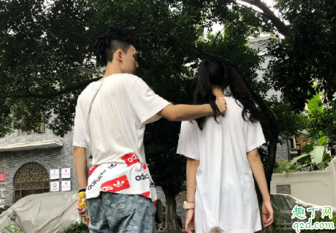 夫妻半個月不聯(lián)系正常嗎 夫妻分開幾乎不打電話是沒感情了嗎4