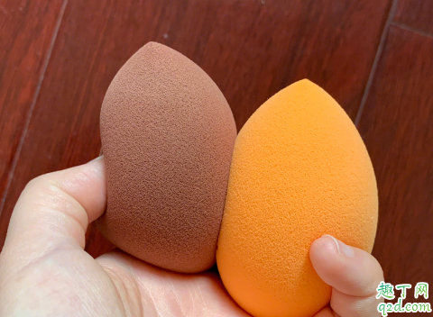 rt美妝蛋和爾木萄買哪個好 rt和爾木萄美妝蛋區(qū)別對比7