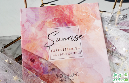 菲鹿兒16色眼影盤怎么搭配 菲鹿兒16色眼影盤教程1