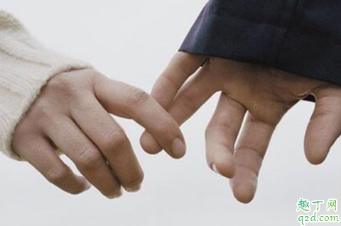 分手后前男友來我qq空間什么意思 前男友天天來看空間代表什么1