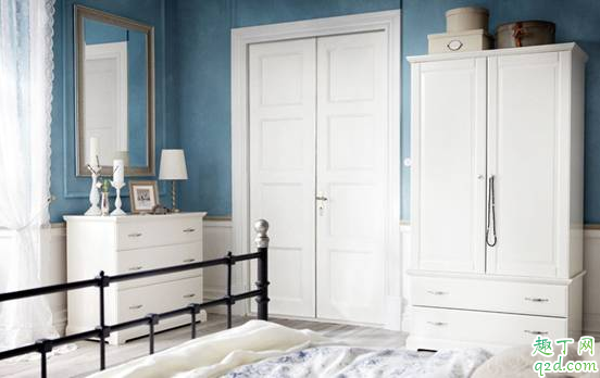 白色衣柜拉手選哪種顏色好 白色衣柜用黑色拉手還是金色的好看1