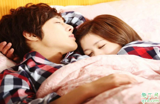 為什么男的要摟著女的睡覺 為什么那個(gè)的時(shí)候女的沒感覺2