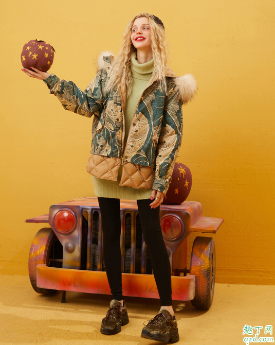 高領(lǐng)毛衣怎么搭配好看有氣質(zhì) 高領(lǐng)毛衣2020冬季搭配技巧11