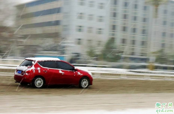 換擋以后需要快速踩油嘛 手動擋換擋需要踩油門嗎1