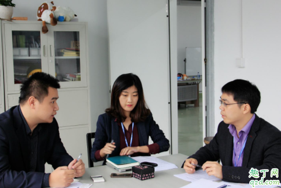 領(lǐng)導(dǎo)找談話問職業(yè)規(guī)劃怎么說 領(lǐng)導(dǎo)談話找談自己的職業(yè)規(guī)劃的目的2