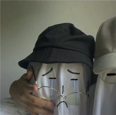 不明顯的情侶頭像老師看不出來 隱蔽的情侶頭像不易察覺的那種8