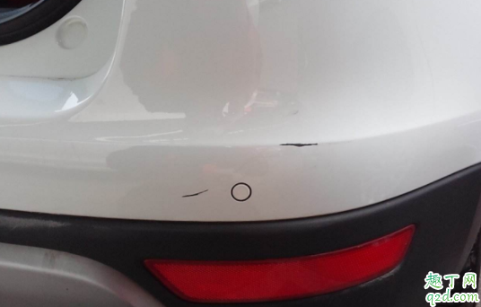 車漆剮蹭可以走保險嗎 汽車發(fā)生小事故要不要報保險3