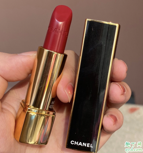 香奈兒847適合黃皮嗎 香奈兒2019圣誕限量847口紅試色6