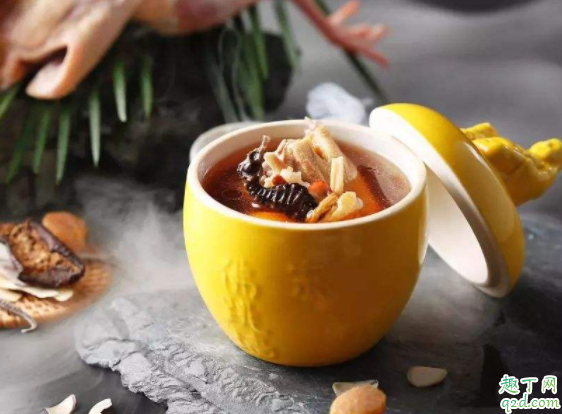 剖腹產(chǎn)喝鴿子湯要放姜嗎 產(chǎn)后喝鴿子湯補氣血嗎4