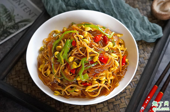 豆芽炒粉條粉條需要焯水嗎 豆芽炒粉條豆芽需要焯水嗎2