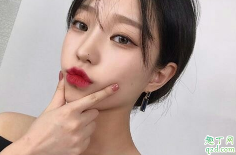 強摸完女朋友她有點生氣咋辦 女朋友一直不讓啪該不該等2