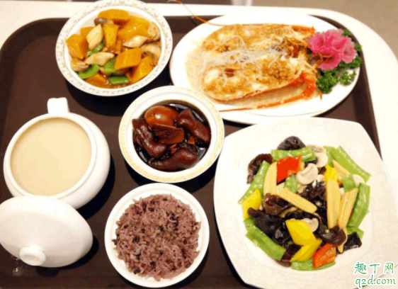 月子里哪些調(diào)料不能吃 產(chǎn)后月子期間能吃哪些堅果零食4