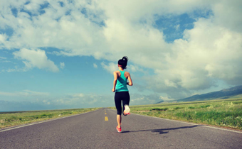 跑步的時(shí)候肚子兩邊疼是為什么 跑步的時(shí)候肚子疼還能跑嗎