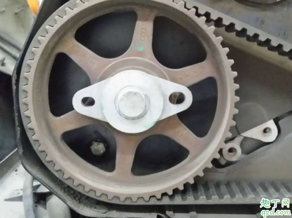 車的正時(shí)皮帶幾年更換 正時(shí)皮帶差一個(gè)齒有什么影響3